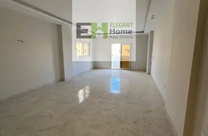 Apartment - 3 Bedrooms - 3 Bathrooms for rent in North Lotus - El Lotus - New Cairo City - Cairo