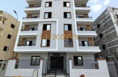Apartment - 3 Bedrooms - 2 Bathrooms for sale in AiAngle City Mall - New Narges - New Cairo City - Cairo