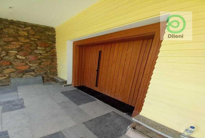 7941033 - Property Image 2