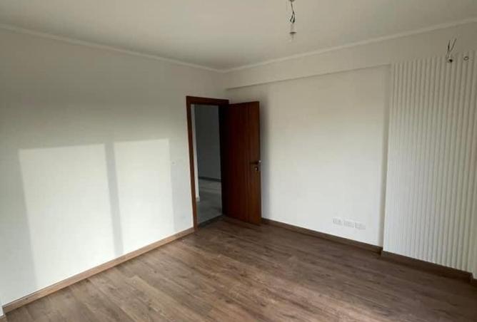 8049515 - Property Image 2