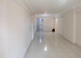 شقة - 3 غرف نوم - 3 حمامات for للايجار in شارع محمد فوزي معاذ - سموحة - حي شرق - الاسكندرية