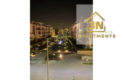 شقة - 3 غرف نوم - 2 حمامات للايجار في مون ريزيدنس - فيفث سكوير - التجمع الخامس - مدينة القاهرة الجديدة - القاهرة