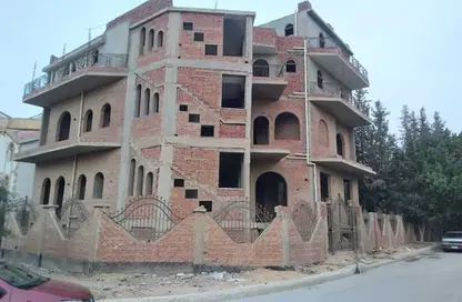 Villa - 7 Bedrooms - 6 Bathrooms for sale in Shorouk City - Cairo