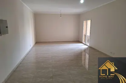Apartment - 3 Bedrooms - 4 Bathrooms for rent in The Residences - Hyde Park - New Cairo City - Cairo