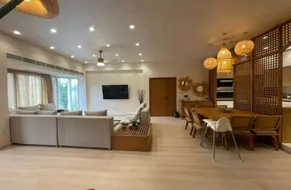 Villa - 4 Bedrooms - 4 Bathrooms for sale in Etapa - Sheikh Zayed Compounds - Sheikh Zayed City - Giza