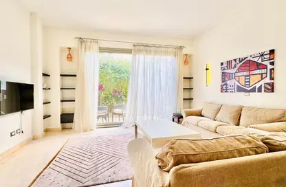 Apartment - Studio - 1 Bathroom for rent in Palm Hills Village Gate - South Investors Area - New Cairo City - Cairo