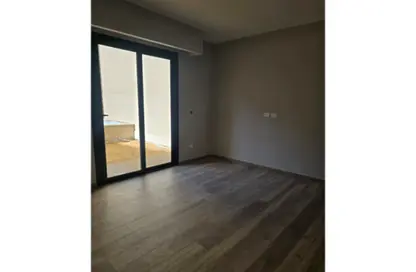 Apartment - 3 Bedrooms - 3 Bathrooms for rent in Village West - Sheikh Zayed Compounds - Sheikh Zayed City - Giza
