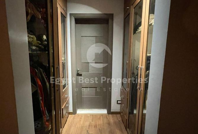 8273160 - Property Image 2