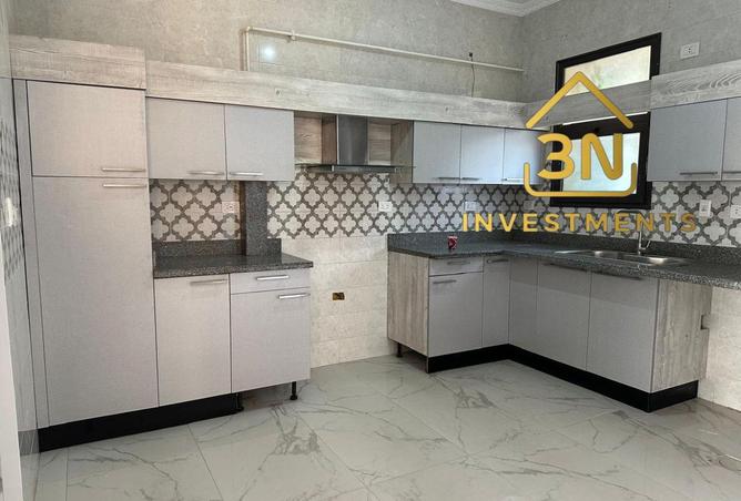 8401347 - Property Image 3