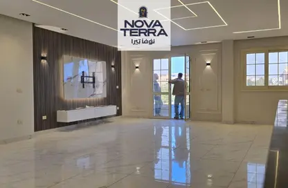 شقة - 3 غرف نوم - 3 حمامات للبيع في شارع البستان - الحي التاسع - الشيخ زايد - الجيزة