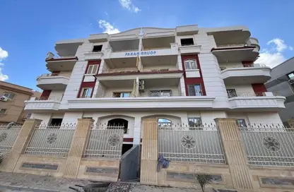 Apartment - 3 Bedrooms - 2 Bathrooms for sale in Green Residence 2 - 8th District - Sheikh Zayed City - Giza