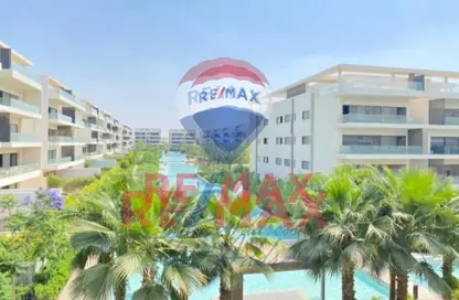 Apartment - 2 Bedrooms - 2 Bathrooms for sale in Lake View Residence - 5th Settlement Compounds - The 5th Settlement - New Cairo City - Cairo
