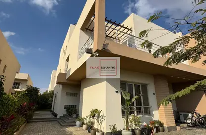 منزل مزدوج - 5 غرف نوم - 4 حمامات للبيع في جراند هايتس - التوسعات الشمالية - مدينة 6 أكتوبر - الجيزة