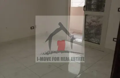 Apartment - 2 Bedrooms - 1 Bathroom for sale in Al Mostathmir El Saghir - 10th District - Sheikh Zayed City - Giza Apartment - 2 Bedrooms - 1 Bathroom for sale in Al Mostathmir El Saghir - 10th District - Sheikh Zayed City - Giza