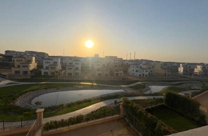 Apartment - 3 Bedrooms - 3 Bathrooms for sale in The Fourteen Golf Residences - Uptown Cairo - Mokattam - Cairo