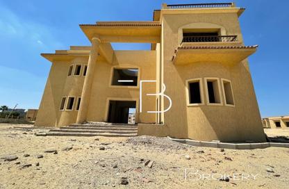 فيلا - 5 غرف نوم - 5 حمامات للبيع في وادي النخيل - طريق مصر اسكندرية الصحراوي - مدينة 6 أكتوبر - الجيزة