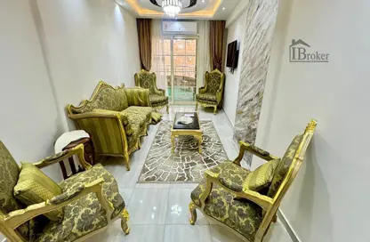 Apartment - 3 Bedrooms - 2 Bathrooms for rent in Medhat Seif Elyazal Khalifa St. - Cleopatra - Hay Sharq - Alexandria