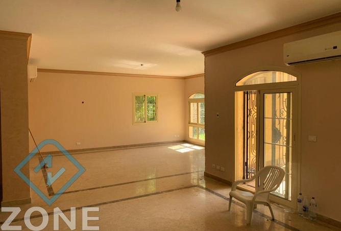 8442661 - Property Image 3