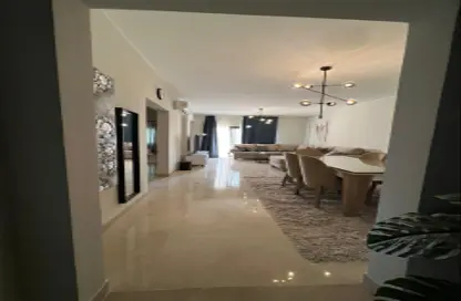 شقة - 2 غرف نوم - 2 حمامات للايجار في مون ريزيدنس - فيفث سكوير - التجمع الخامس - مدينة القاهرة الجديدة - القاهرة