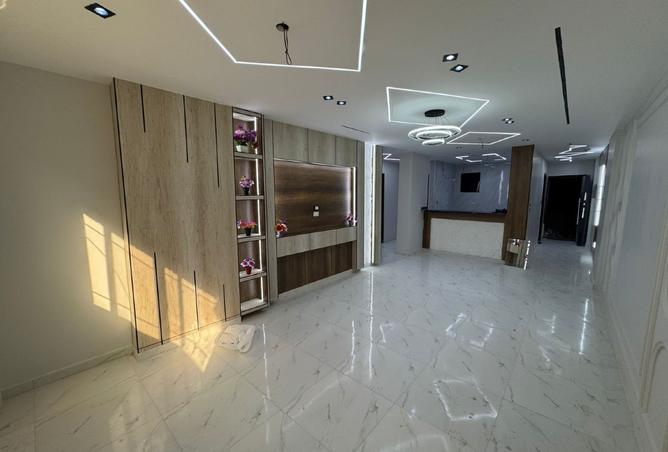 8497573 - Property Image 2