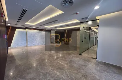 مساحات مكتبية - استوديو - 3 حمامات للايجار في شارع التسعين الجنوبي - التجمع الخامس - مدينة القاهرة الجديدة - القاهرة