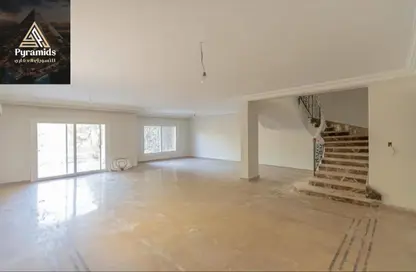 فيلا - 6 غرف نوم - 6 حمامات للايجار في الكرما 2 - الحي الخامس - الشيخ زايد - الجيزة