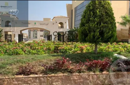 Apartment - 3 Bedrooms - 2 Bathrooms for sale in Univ  and  Schools Area - 5th Settlement Compounds - The 5th Settlement - New Cairo City - Cairo