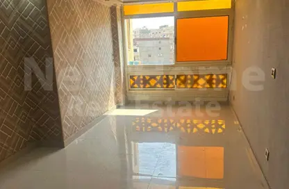 شقة - 3 غرف نوم - 1 حمام للبيع في شارع محرم بك - محرم بك - حي وسط - الاسكندرية