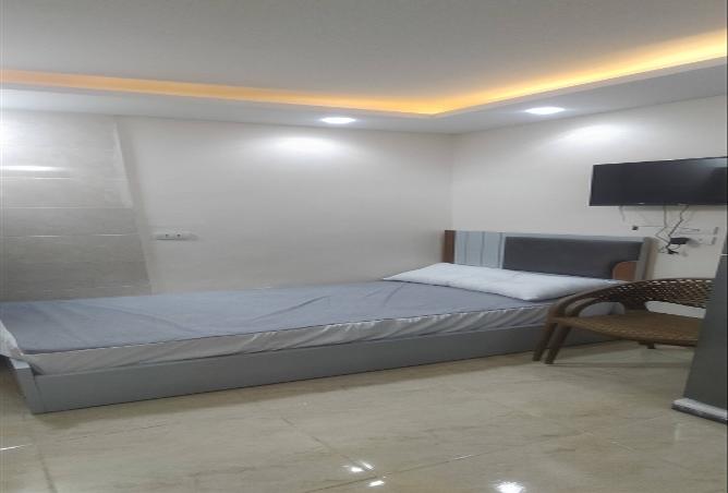 7998688 - Property Main Image
