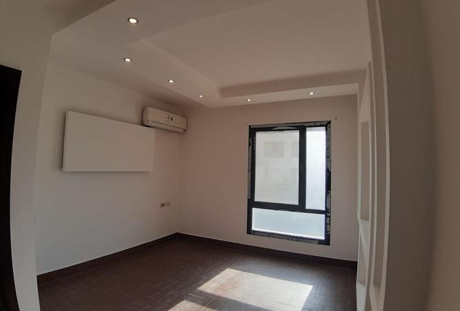 8378842 - Property Image 3