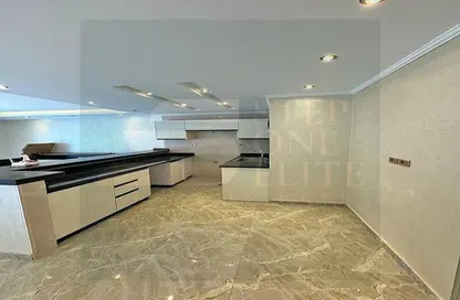 Apartment - 3 Bedrooms - 3 Bathrooms for sale in Amorada - 5th Settlement Compounds - The 5th Settlement - New Cairo City - Cairo