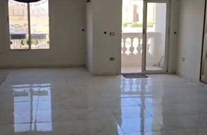 شقة - 3 غرف نوم - 2 حمامات للبيع في الشطر الثالث عشر - زهراء المعادي - حي المعادي - القاهرة