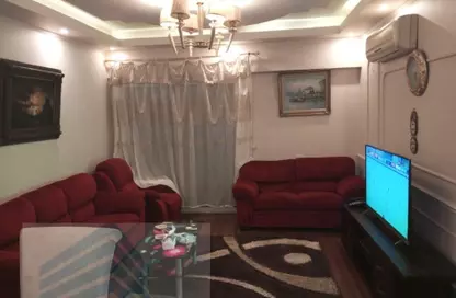 Apartment - 2 Bedrooms - 1 Bathroom for rent in Al Geish Road - Laurent - Hay Sharq - Alexandria