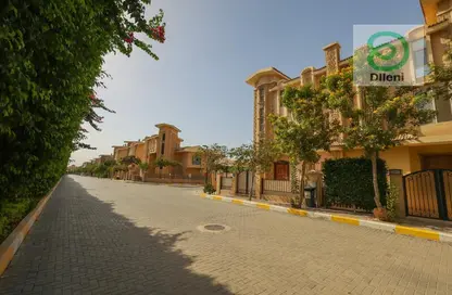 فيلا - 5 غرف نوم - 5 حمامات للبيع في ريفير وواك - المستثمرين الشمالية - مدينة القاهرة الجديدة - القاهرة
