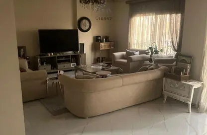 فيلا - 8 غرف نوم - 8 حمامات للبيع في شارع الشيخ حسن مأمون - الياسمين 7 - الياسمين - مدينة القاهرة الجديدة - القاهرة