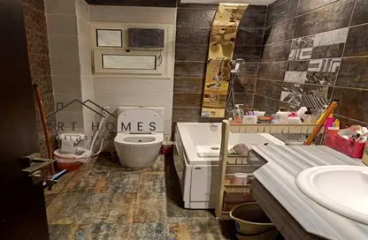 Apartment - 3 Bedrooms - 3 Bathrooms for sale in 8th District - Sheikh Zayed City - Giza