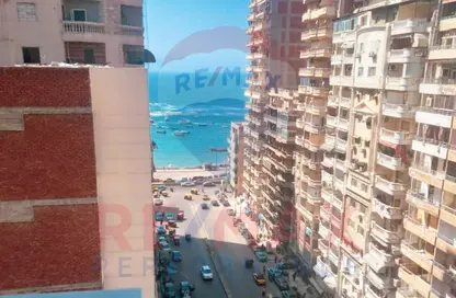 Apartment - 3 Bedrooms - 2 Bathrooms for rent in Iskandar Ibrahim St. - Miami - Hay Awal El Montazah - Alexandria
