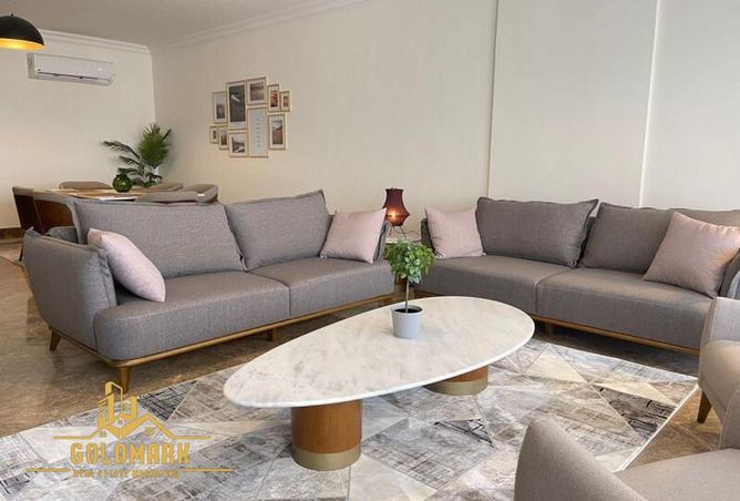 8216352 - Property Image 3