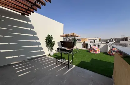 Duplex - 4 Bedrooms - 5 Bathrooms for rent in Eastown - 5th Settlement Compounds - The 5th Settlement - New Cairo City - Cairo