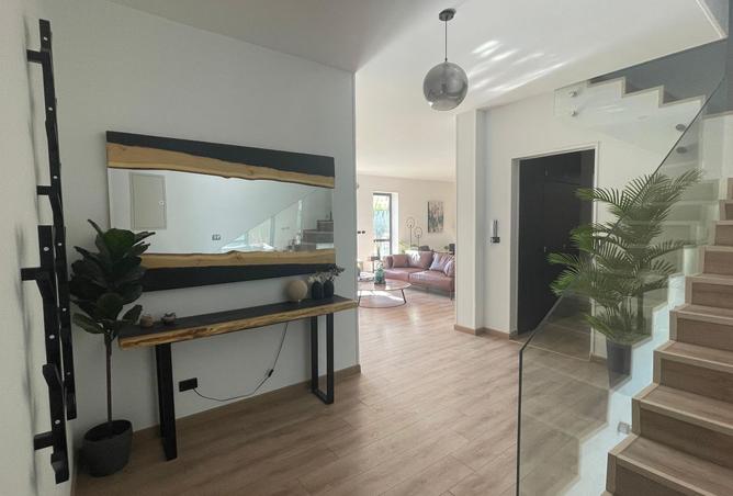8092910 - Property Image 2