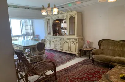 Apartment - 3 Bedrooms - 2 Bathrooms for sale in Gleim Square - Glim - Hay Sharq - Alexandria