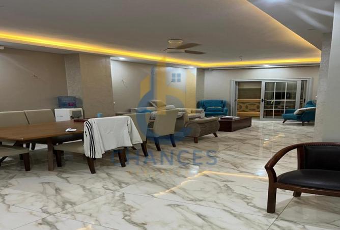 8235034 - Property Image 2