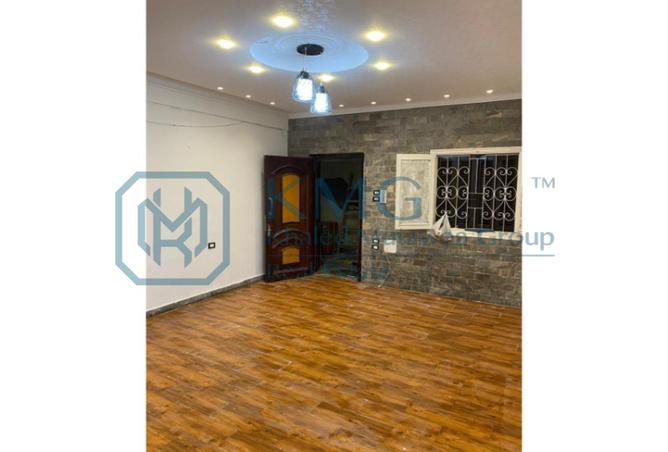 8078889 - Property Image 2