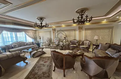 Apartment - 5 Bedrooms - 4 Bathrooms for sale in Latin Quarter - Raml Station - Hay Wasat - Alexandria Apartment - 5 Bedrooms - 4 Bathrooms for sale in Latin Quarter - Raml Station - Hay Wasat - Alexandria