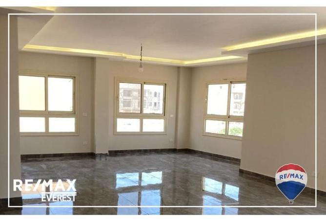 8213589 - Property Image 2