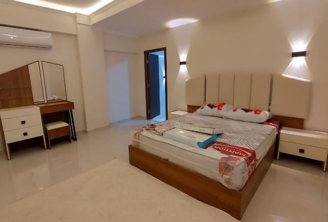8022897 - Property Image 3