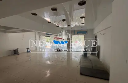Retail - Studio - 1 Bathroom for rent in Zahraa Al Maadi St. - Degla - Hay El Maadi - Cairo