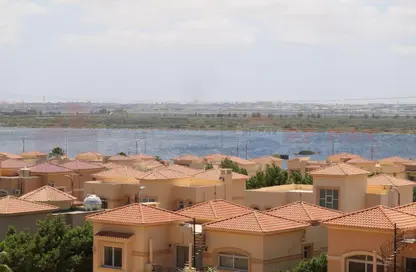 فيلا - 4 غرف نوم - 5 حمامات للبيع في اليكس ويست - كمبوندات الاسكندرية - الاسكندرية