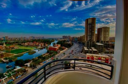 Apartment - 4 Bedrooms - 2 Bathrooms for sale in Al Bahr Al Aazam  St. - Giza District - Ganoub El Giza - Giza
