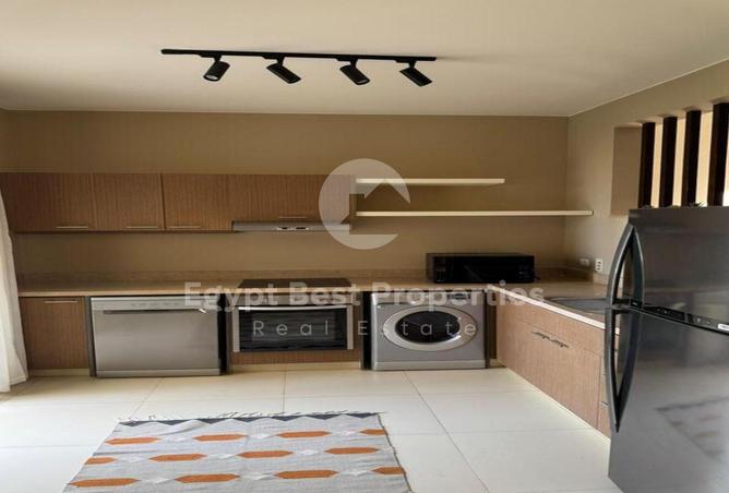 8052306 - Property Image 2